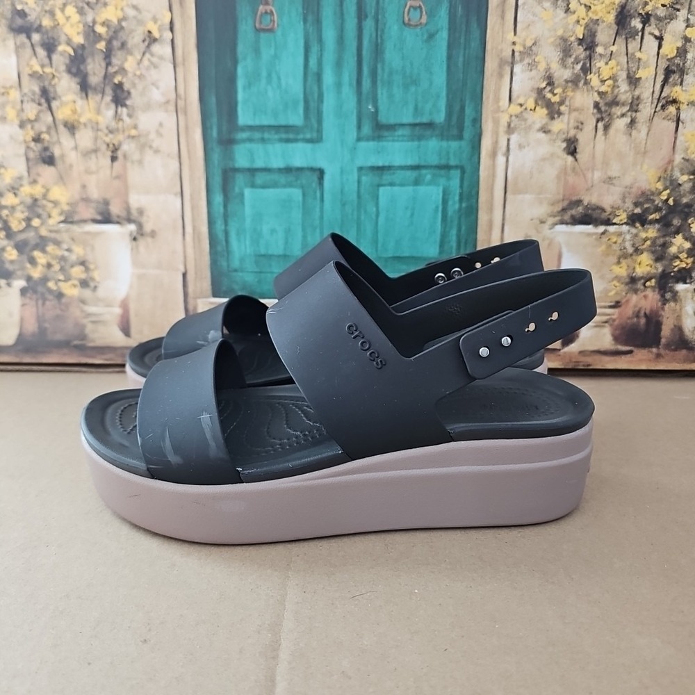 Crocs Brooklyn Low Wedge Sandal Size 9 Black / Mushroom Tan Platform - Picture 1 of 8